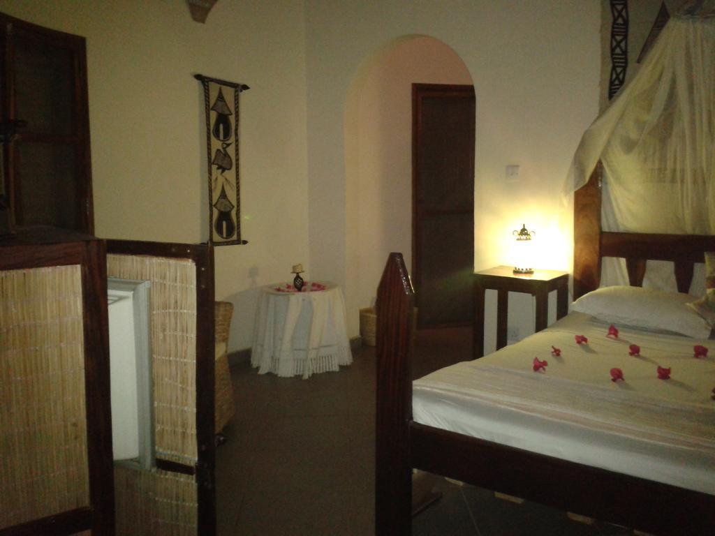 Mandinka Lodge Kololi Pokój zdjęcie