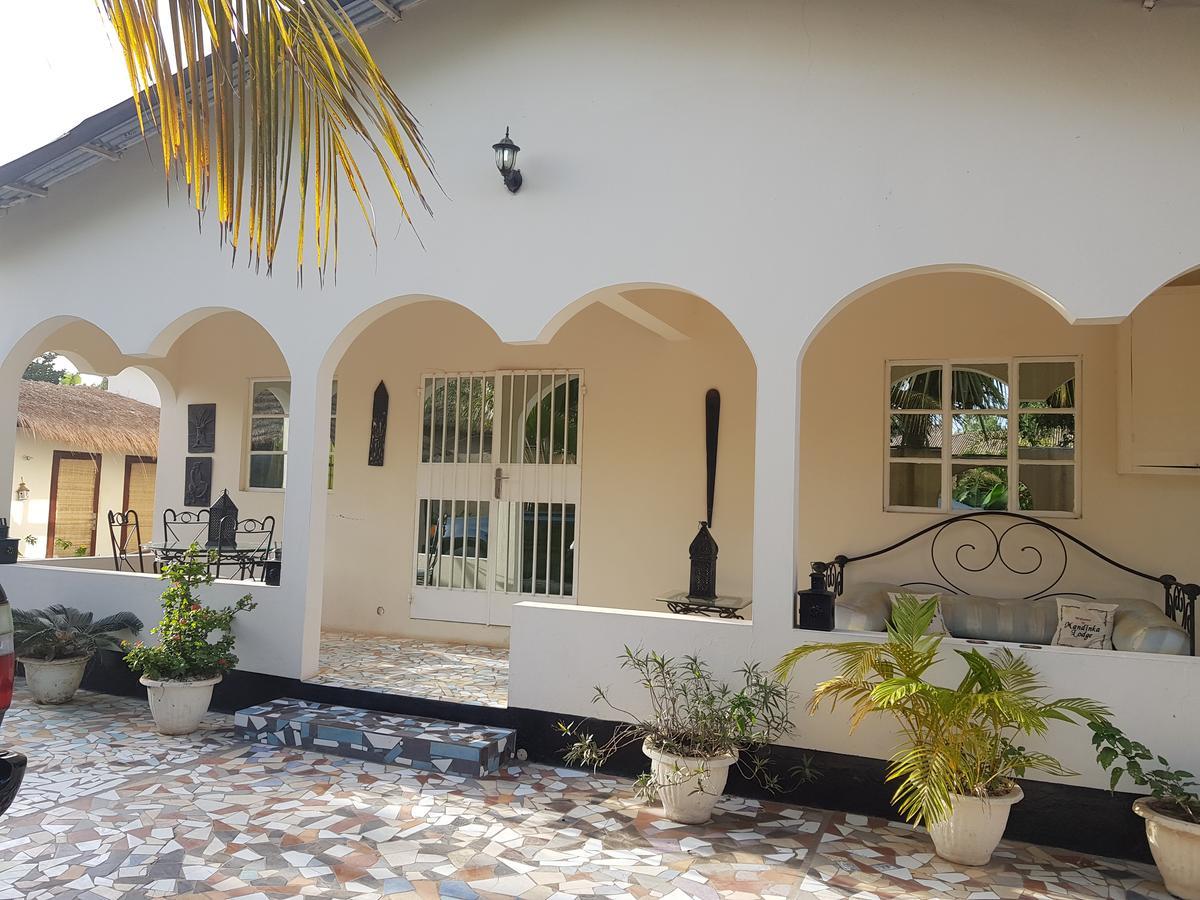 Mandinka Lodge Kololi Zewnętrze zdjęcie