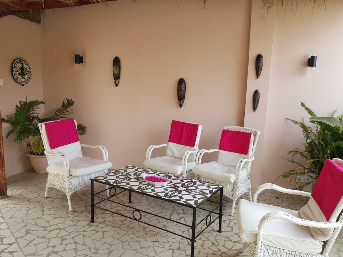 Mandinka Lodge Kololi Zewnętrze zdjęcie